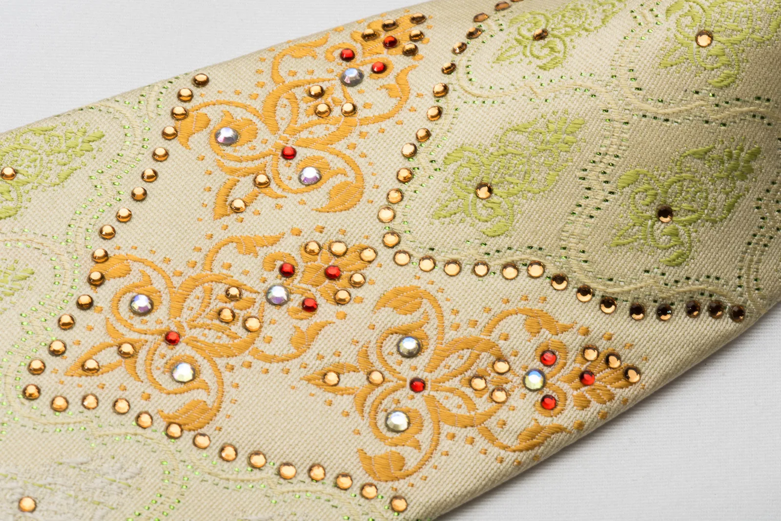 Vito Rufolo Rhinestone Necktie Damask On Peach With Green Sparkles